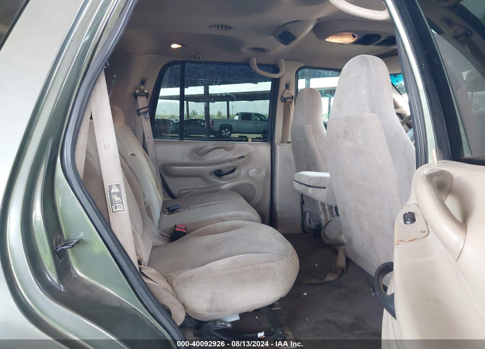 2001 FORD EXPEDITION XLT VIN: 1FMRU16W11LB12721