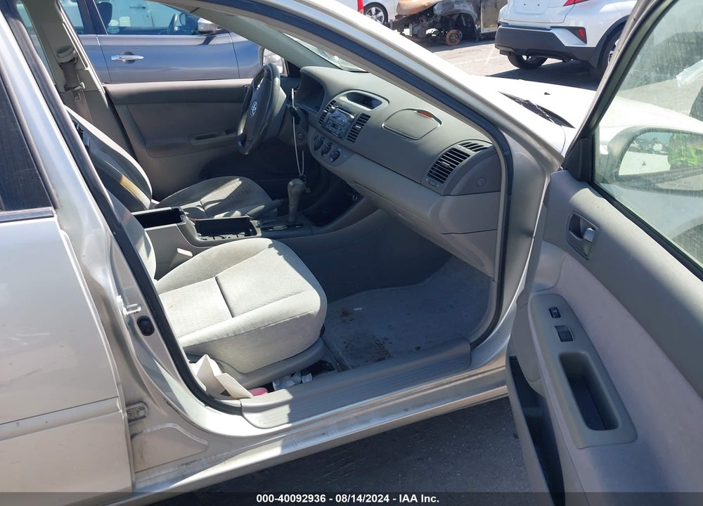 2002 TOYOTA CAMRY LE V6 VIN: 4T1BF32K62U540550