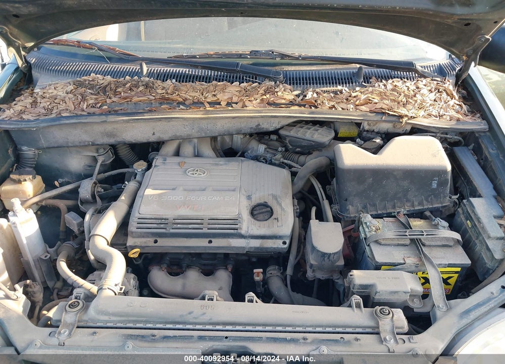 2002 TOYOTA SIENNA LE VIN: 4T3ZF13C72U482935