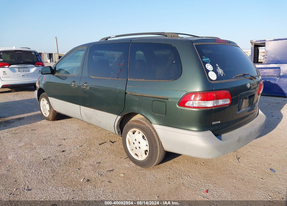 2002 TOYOTA SIENNA LE VIN: 4T3ZF13C72U482935