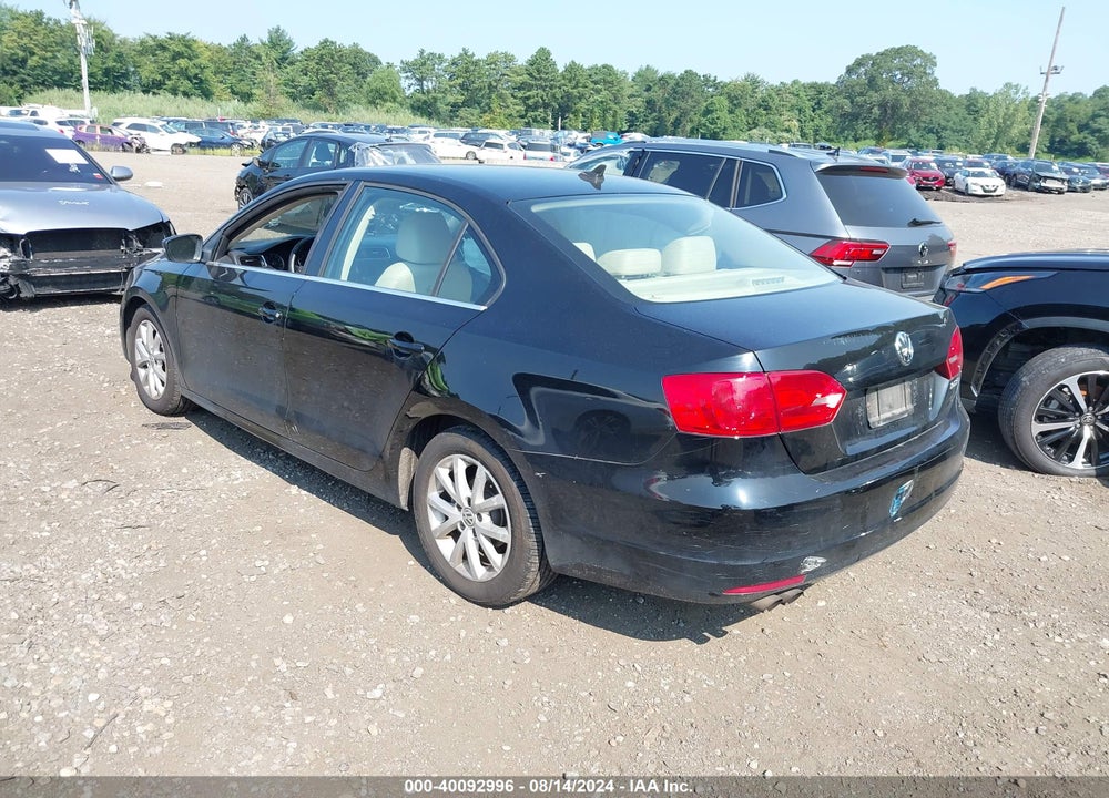 2013 VOLKSWAGEN JETTA 2.5L SE VIN: 3VWDP7AJ9DM267876