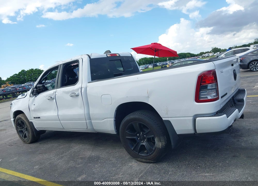 2022 RAM 1500 BIG HORN QUAD CAB 4X2 6'4 BOX VIN: 1C6RREBT5NN190400