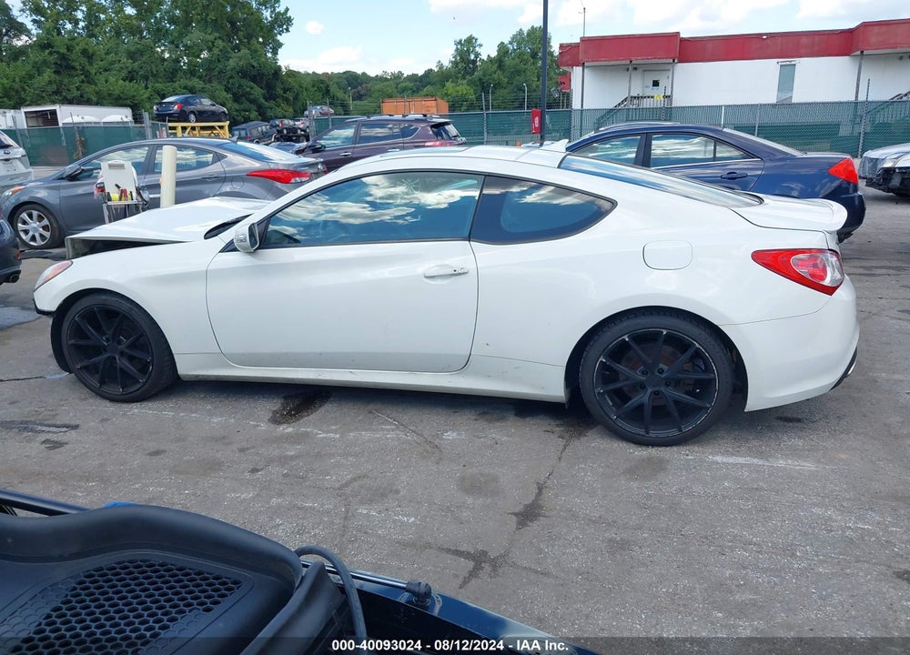 2011 HYUNDAI GENESIS 3.8 GRAND TOURING VIN: KMHHU6KH7BU042864