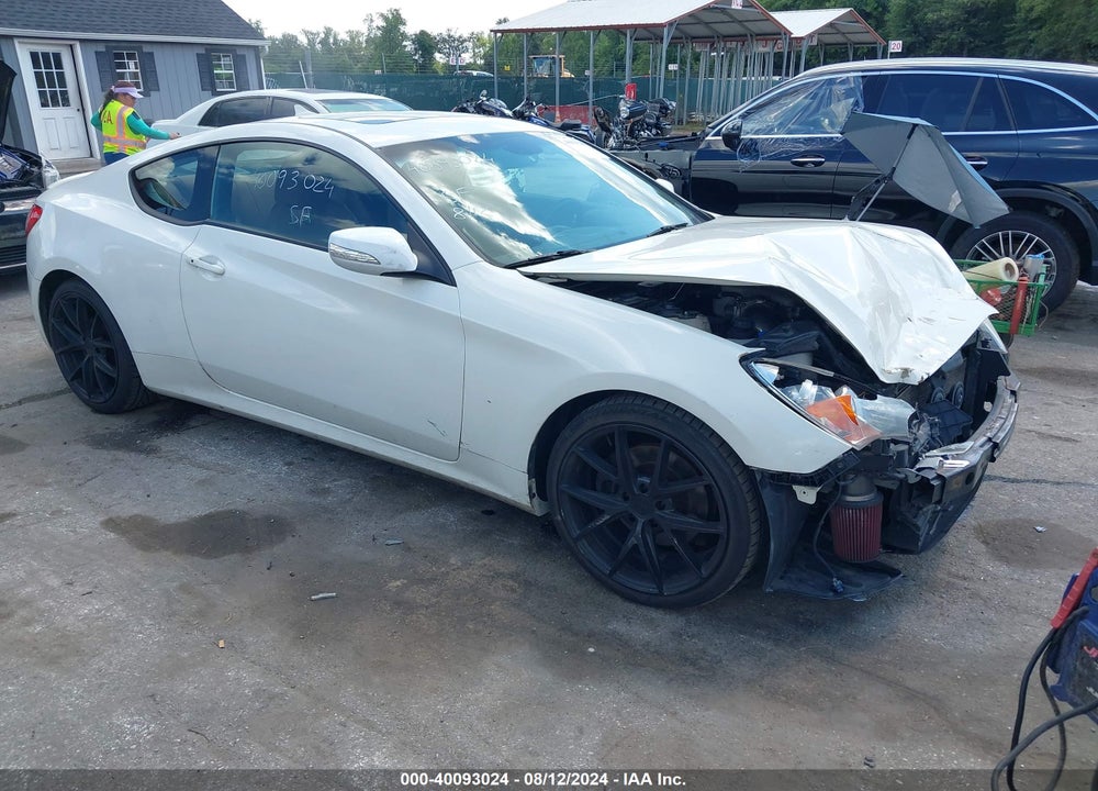 2011 HYUNDAI GENESIS 3.8 GRAND TOURING VIN: KMHHU6KH7BU042864