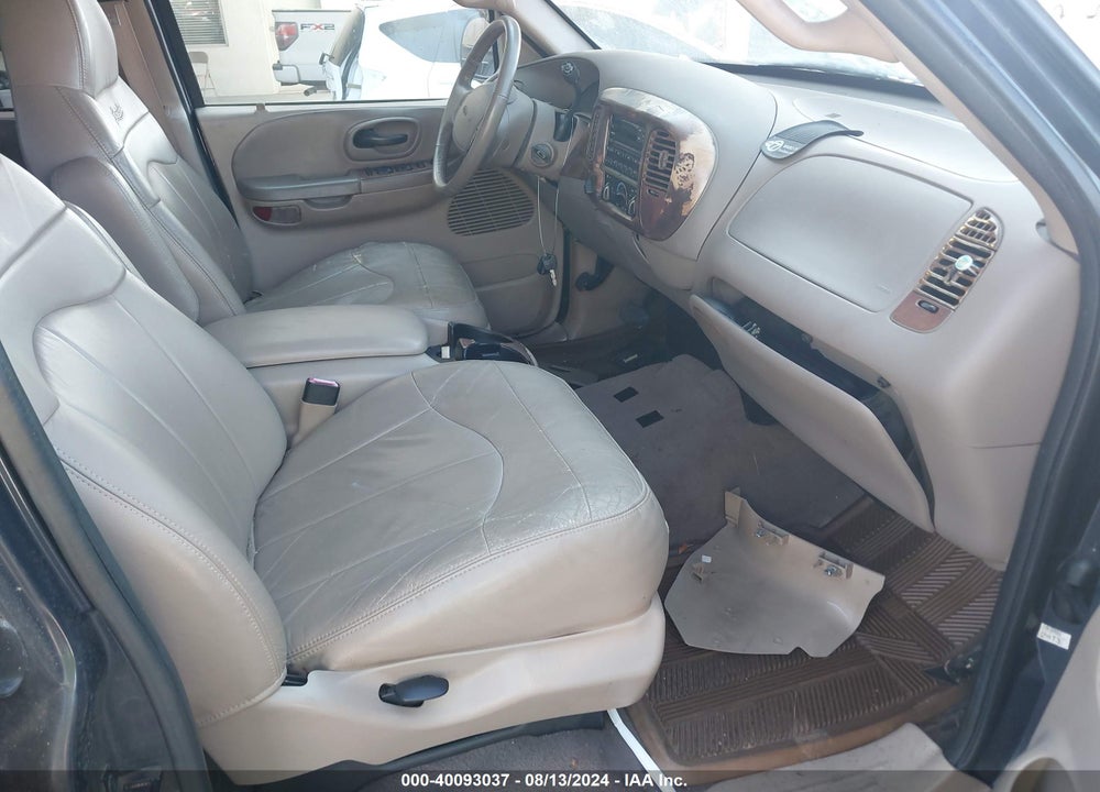 2001 FORD F-150 KING RANCH EDITION/LARIAT/XLT VIN: 1FTRW08L31KE36934