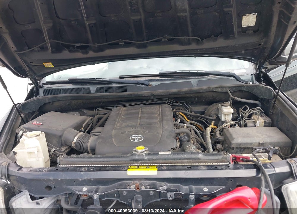 2011 TOYOTA TUNDRA GRADE 5.7L V8 VIN: 5TFUW5F11BX189412