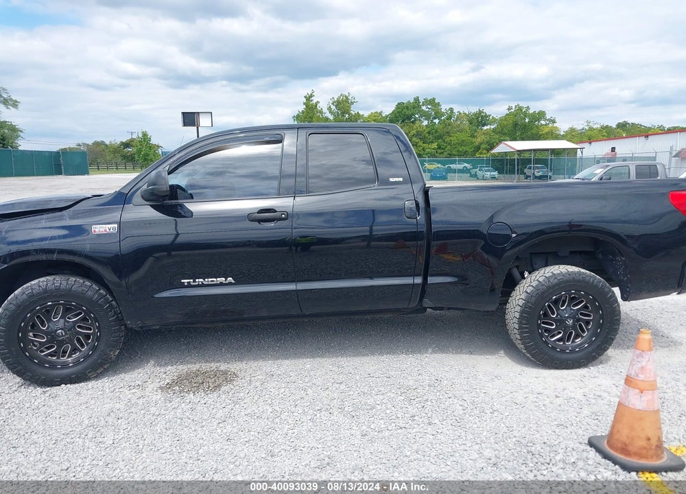 2011 TOYOTA TUNDRA GRADE 5.7L V8 VIN: 5TFUW5F11BX189412