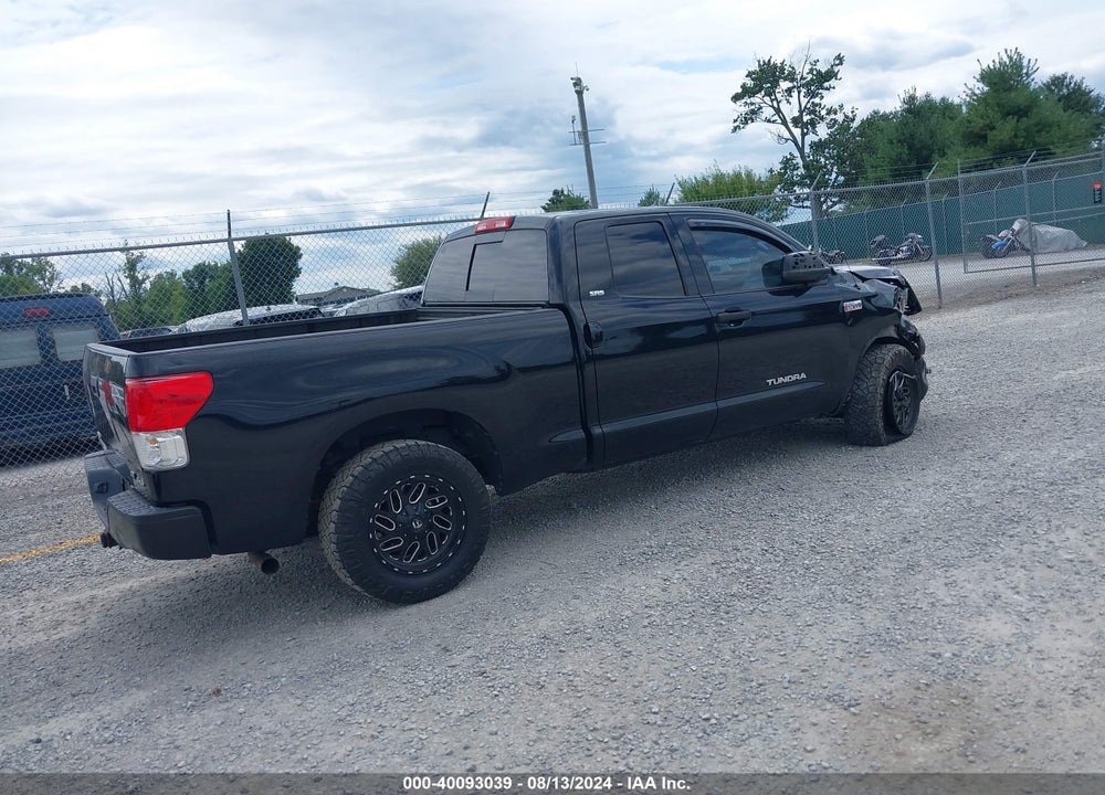 2011 TOYOTA TUNDRA GRADE 5.7L V8 VIN: 5TFUW5F11BX189412