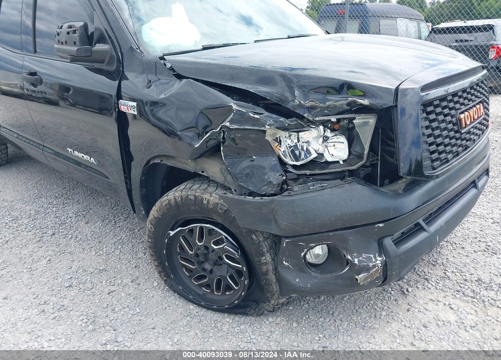2011 TOYOTA TUNDRA GRADE 5.7L V8 VIN: 5TFUW5F11BX189412