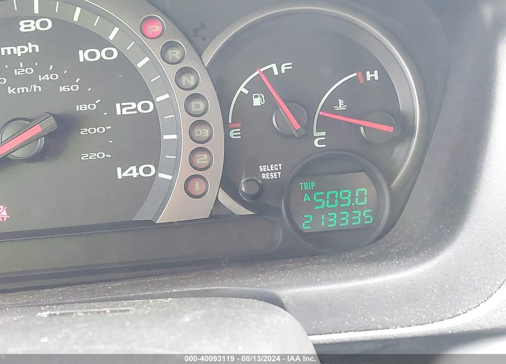 2005 HONDA PILOT EX-L VIN: 5FNYF18665B021007