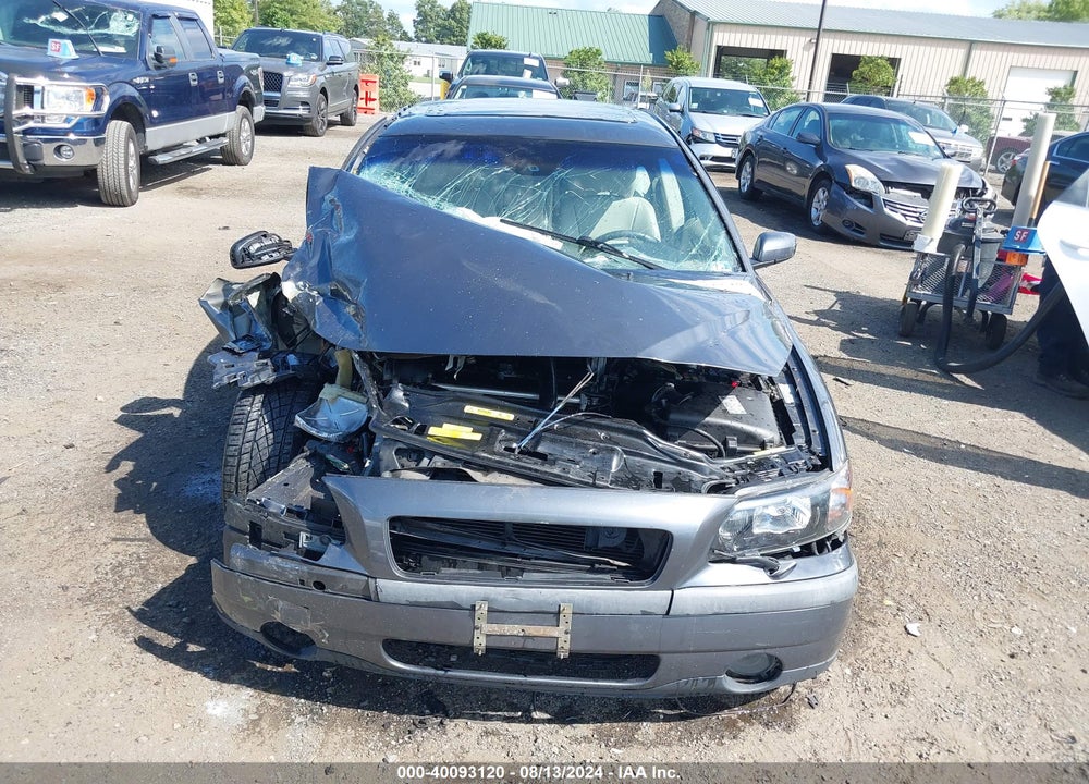 2004 VOLVO S60 2.5T VIN: YV1RS59V442411208