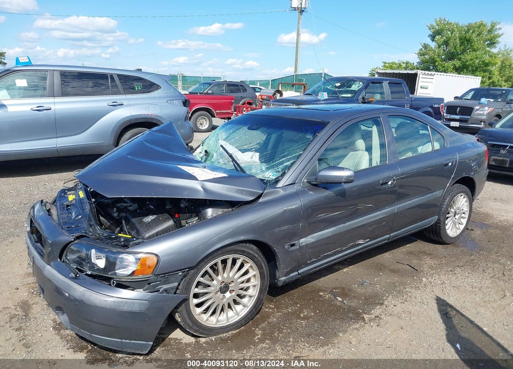 2004 VOLVO S60 2.5T VIN: YV1RS59V442411208