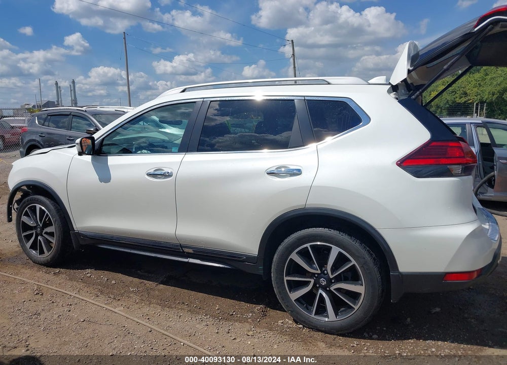 2017 NISSAN ROGUE SL VIN: 5N1AT2MV6HC871374