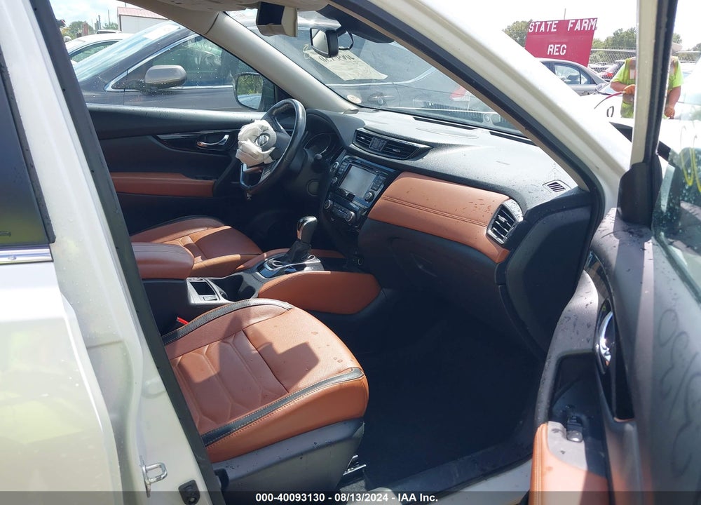 2017 NISSAN ROGUE SL VIN: 5N1AT2MV6HC871374