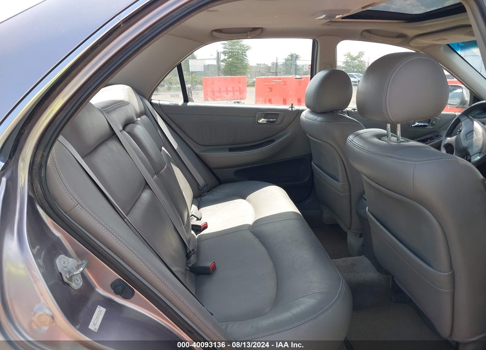 2000 HONDA ACCORD 3.0 EX VIN: 1HGCG1659YA051831