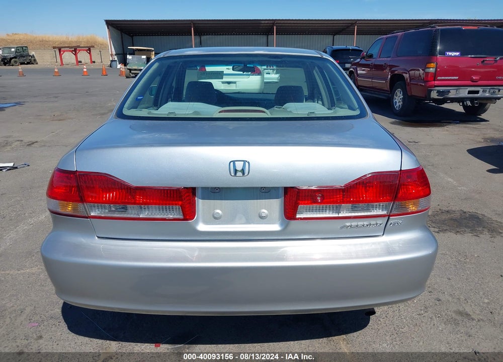 2002 HONDA ACCORD 2.3 EX/2.3 SE VIN: JHMCG66842C010250