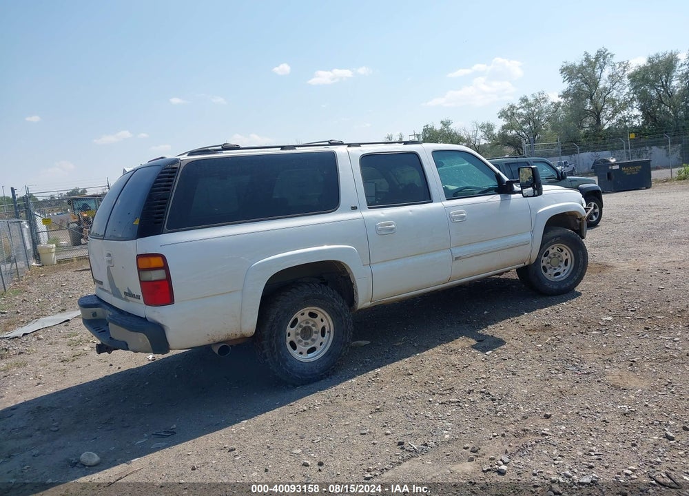 2001 CHEVROLET SUBURBAN 2500 LT VIN: 3GNGK26UX1G173141