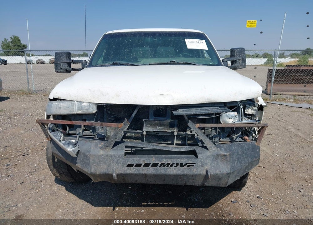 2001 CHEVROLET SUBURBAN 2500 LT VIN: 3GNGK26UX1G173141