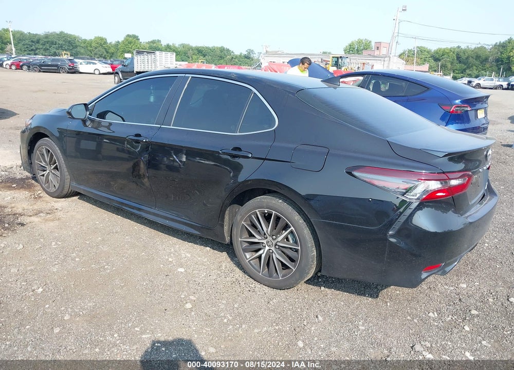 2021 TOYOTA CAMRY SE AWD VIN: 4T1G11BK1MU042106