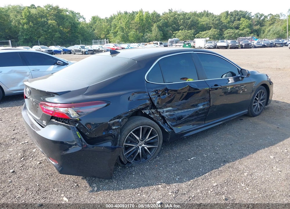 2021 TOYOTA CAMRY SE AWD VIN: 4T1G11BK1MU042106