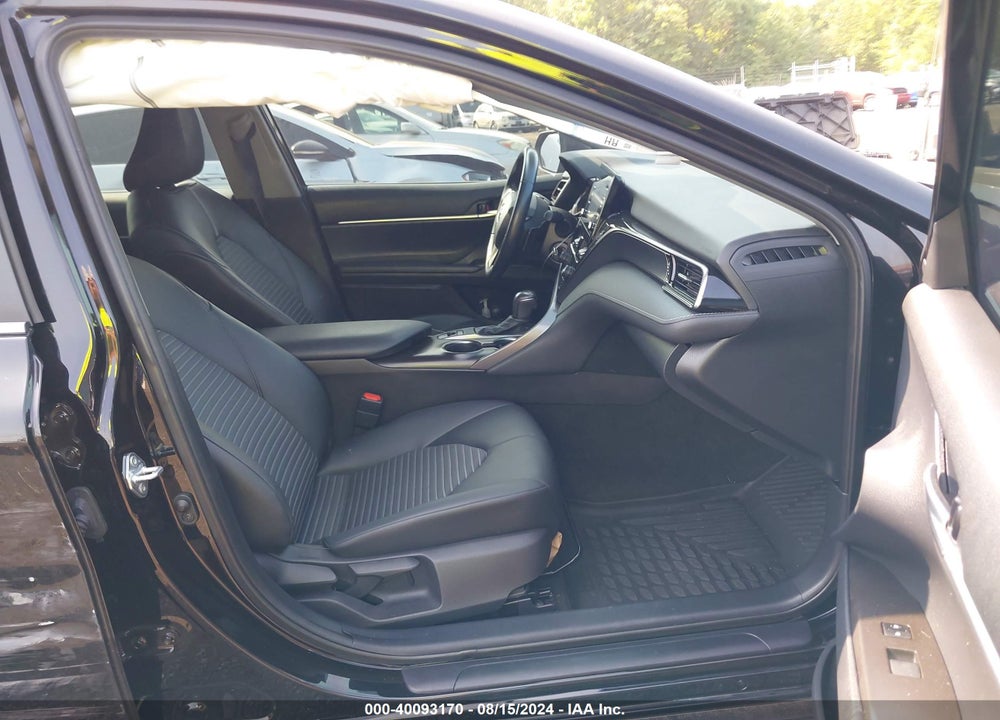 2021 TOYOTA CAMRY SE AWD VIN: 4T1G11BK1MU042106