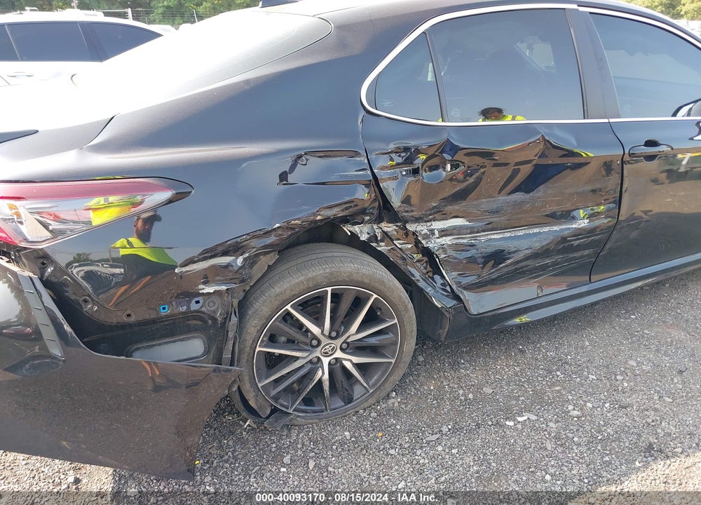 2021 TOYOTA CAMRY SE AWD VIN: 4T1G11BK1MU042106