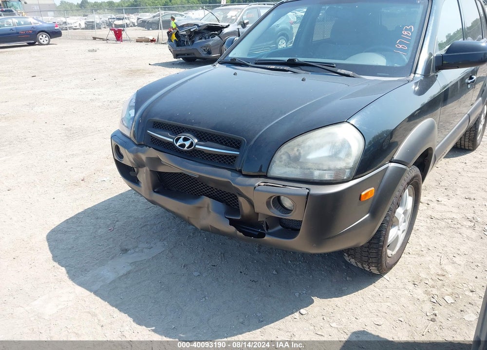 2005 HYUNDAI TUCSON GLS/LX VIN: KM8JN72D95U187183
