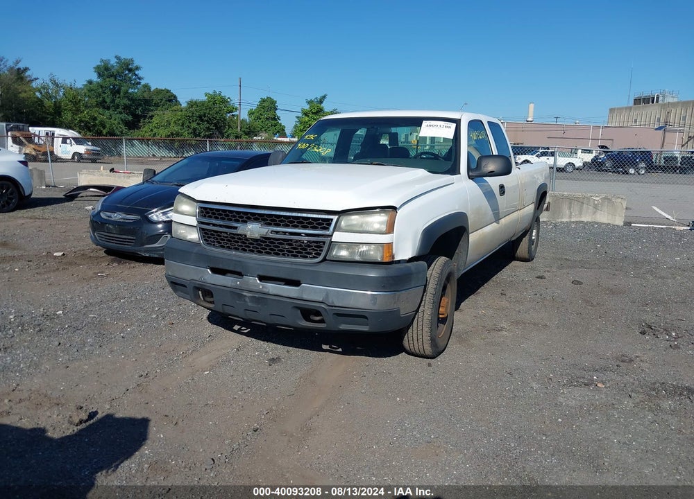 2007 CHEVROLET SILVERADO 2500HD CLASSIC WORK TRUCK VIN: 1GCHC29U57E142384