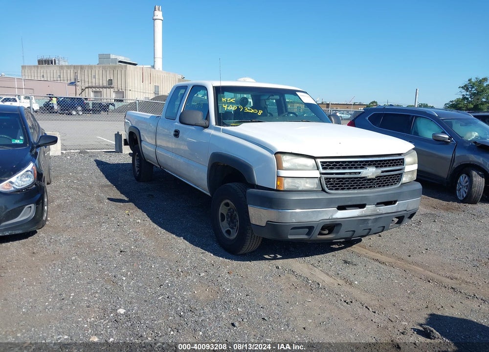 2007 CHEVROLET SILVERADO 2500HD CLASSIC WORK TRUCK VIN: 1GCHC29U57E142384