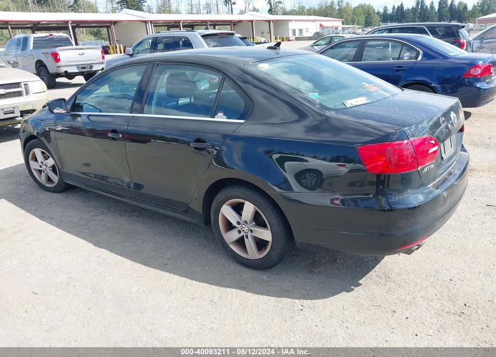 2013 VOLKSWAGEN JETTA 2.0L TDI VIN: 3VWLL7AJ5DM205298
