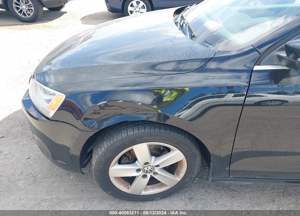 2013 VOLKSWAGEN JETTA 2.0L TDI VIN: 3VWLL7AJ5DM205298