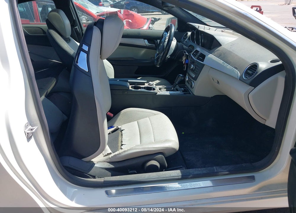 2012 MERCEDES-BENZ C 250 VIN: WDDGJ4HB6CF847332