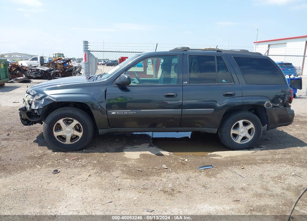 2004 CHEVROLET TRAILBLAZER LS VIN: 1GNDT13S942305686