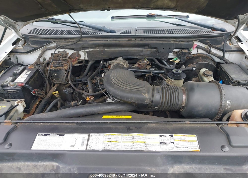 2000 FORD EXPEDITION XLT VIN: 1FMPU16L6YLB74297
