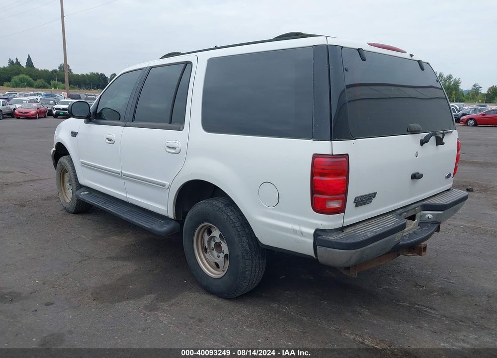 2000 FORD EXPEDITION XLT VIN: 1FMPU16L6YLB74297