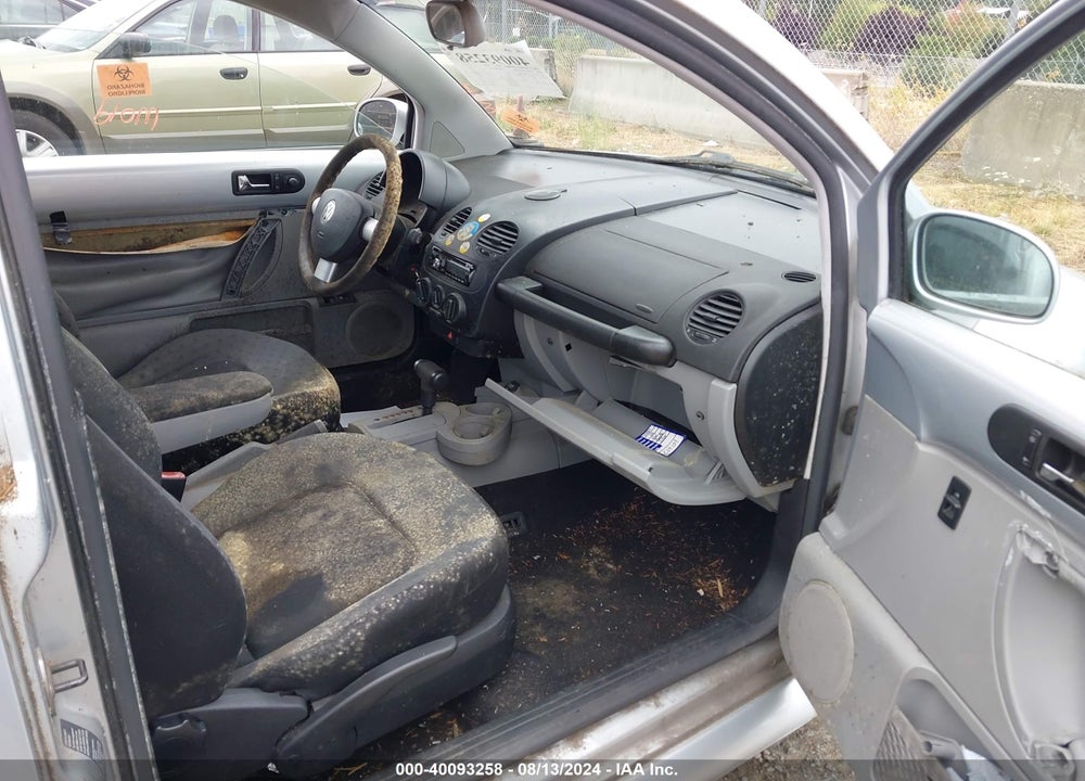 2002 VOLKSWAGEN NEW BEETLE GLS VIN: 3VWCK21C52M434262