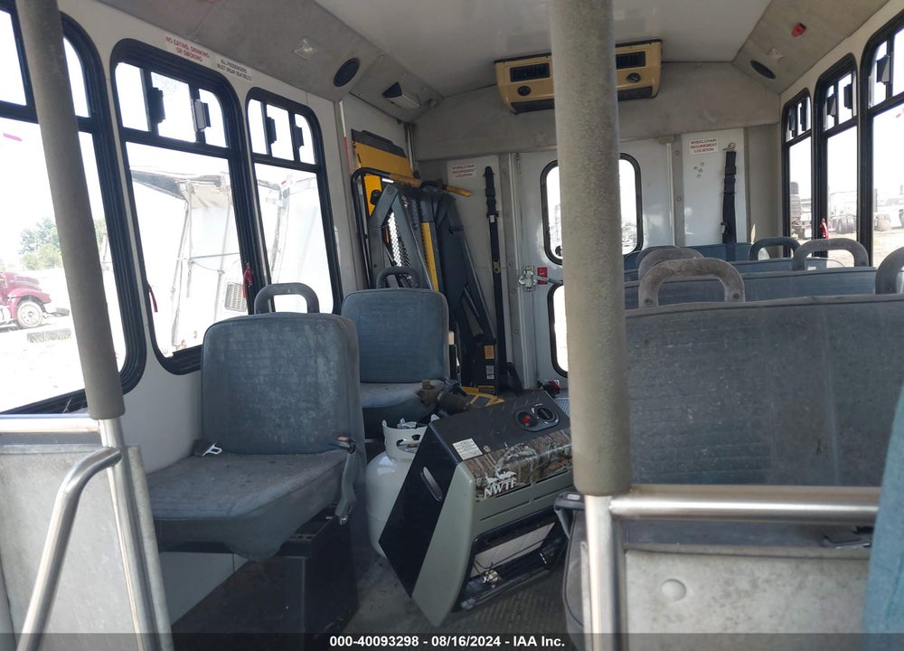 2006 FORD E-350 CUTAWAY VIN: 1FDWE35S36HB24275
