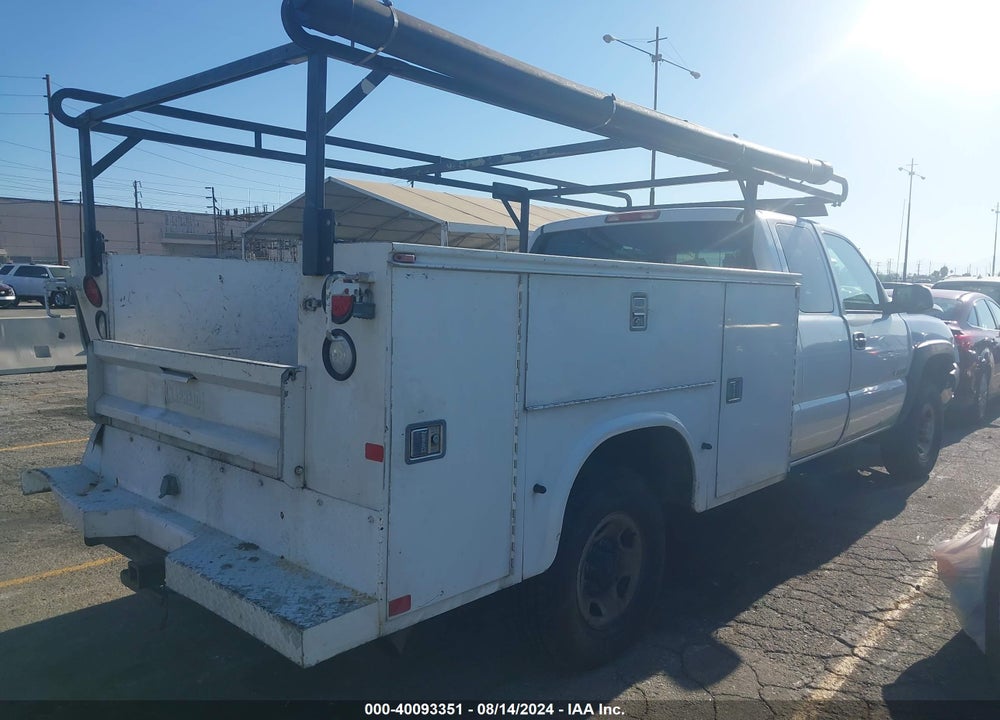 2007 CHEVROLET SILVERADO 2500HD CLASSIC WORK TRUCK VIN: 1GCHC29U47E100529