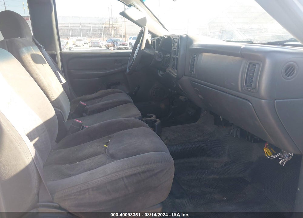 2007 CHEVROLET SILVERADO 2500HD CLASSIC WORK TRUCK VIN: 1GCHC29U47E100529