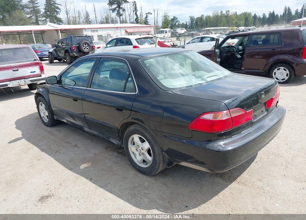 1999 HONDA ACCORD EX V6 VIN: 1HGCG1650XA033698