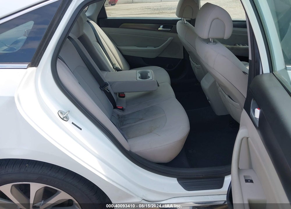 2015 HYUNDAI SONATA VIN: 5NPE34AF0FH053350