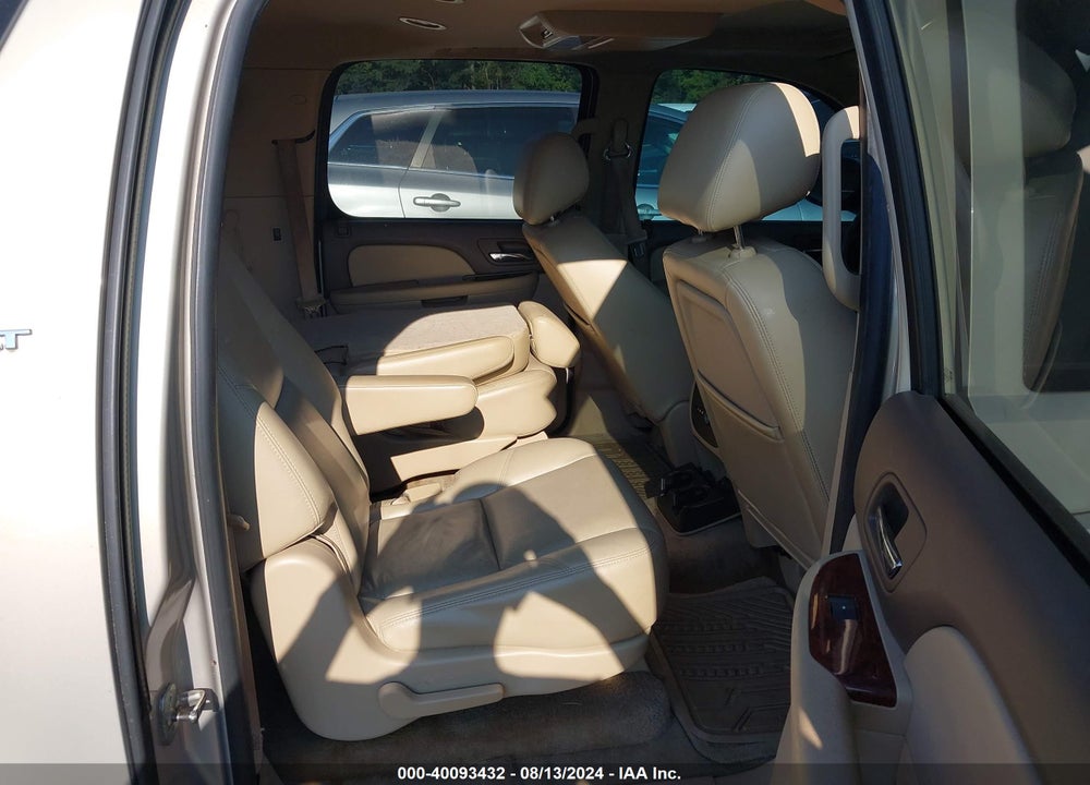 2010 GMC YUKON XL 1500 SLT VIN: 1GKUCKE06AR150192