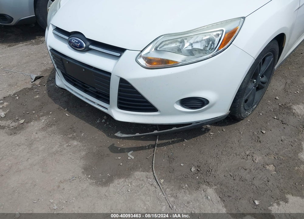 2014 FORD FOCUS SE VIN: 1FADP3K20EL245180