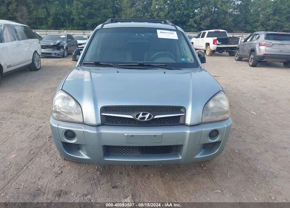2009 HYUNDAI TUCSON GLS VIN: KM8JM12B29U991720