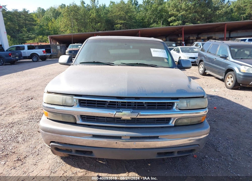 2001 CHEVROLET SUBURBAN 1500 LT VIN: 3GNEC16TX1G258020