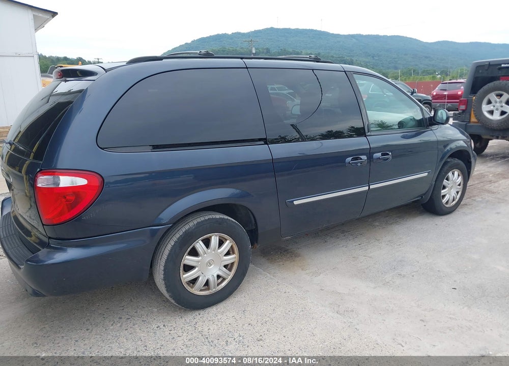 2007 CHRYSLER TOWN & COUNTRY VIN: 2A4GP54L17R306002