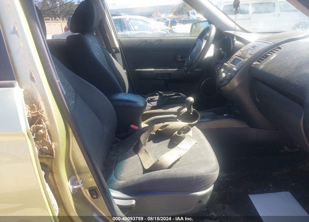 2011 KIA SOUL VIN: KNDJT2A27B7241006