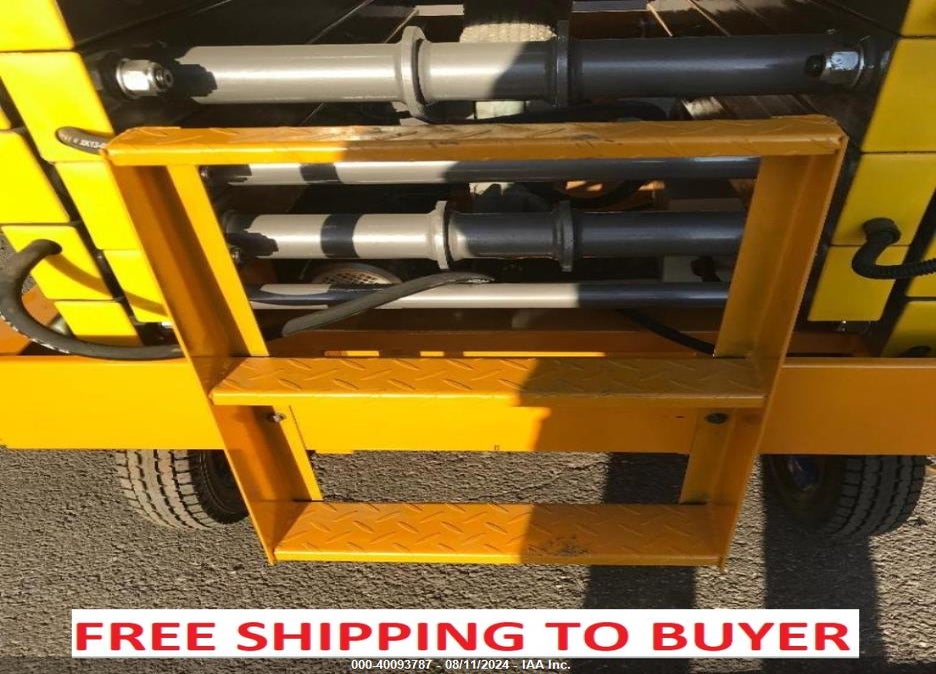 2024 LIFT FREE SHIPPING TO US BUYER VIN: BILL OF SELL