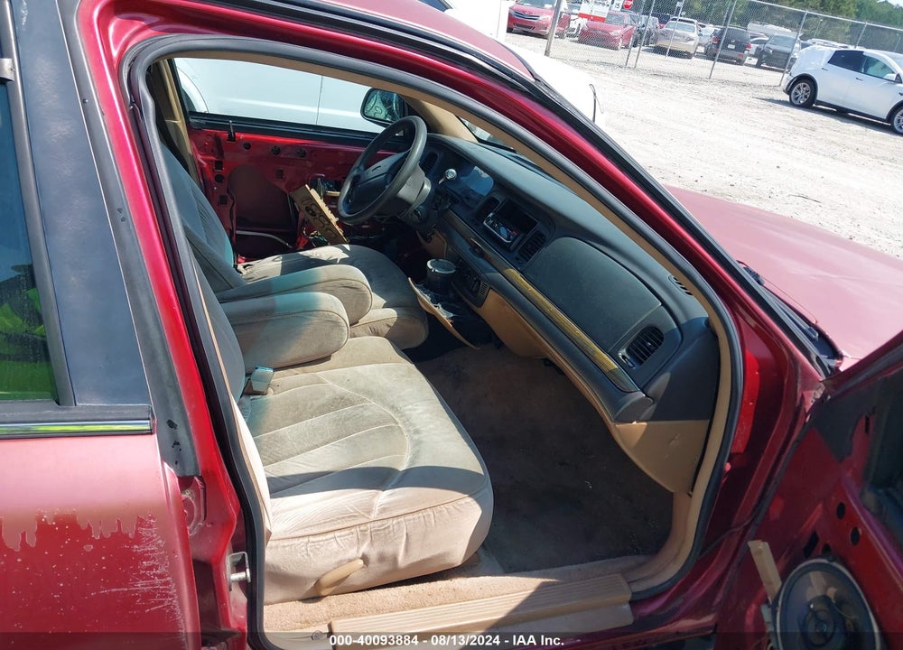 1996 FORD CROWN VICTORIA VIN: 2FALP73W9TX127763