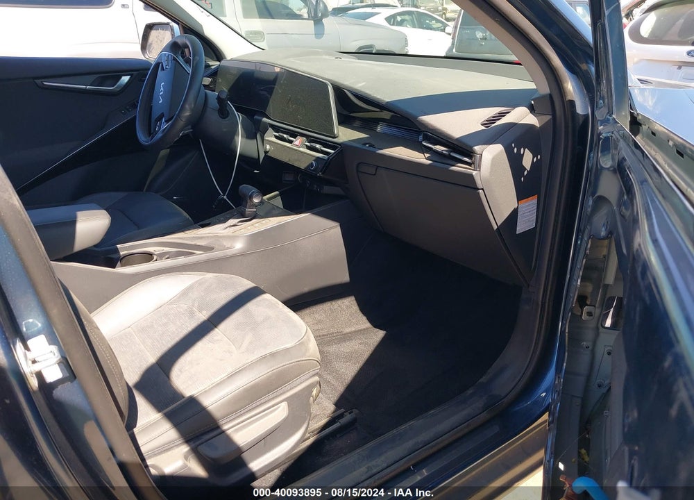 2023 KIA NIRO SX TOURING VIN: KNDCT3LE4P5111421